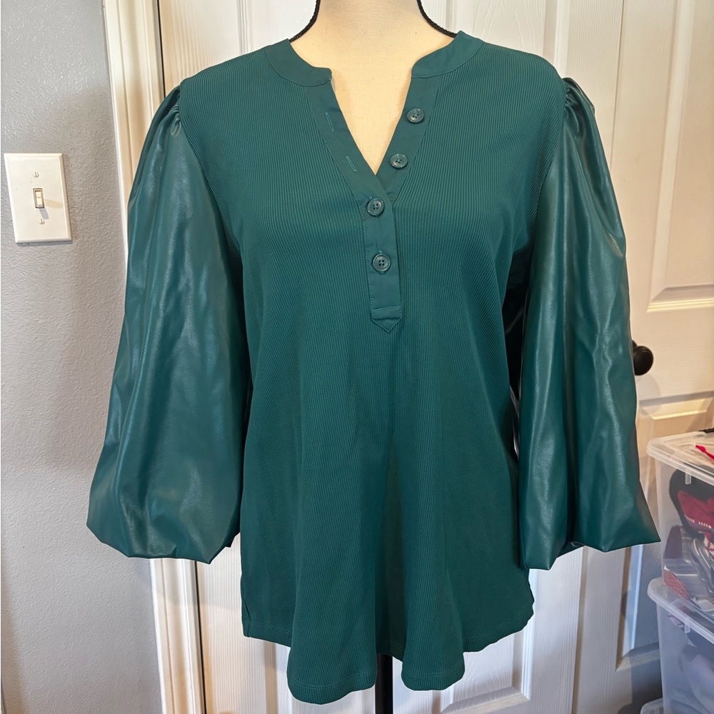 Chico's Teal Blouse with Button Detail   Size 3